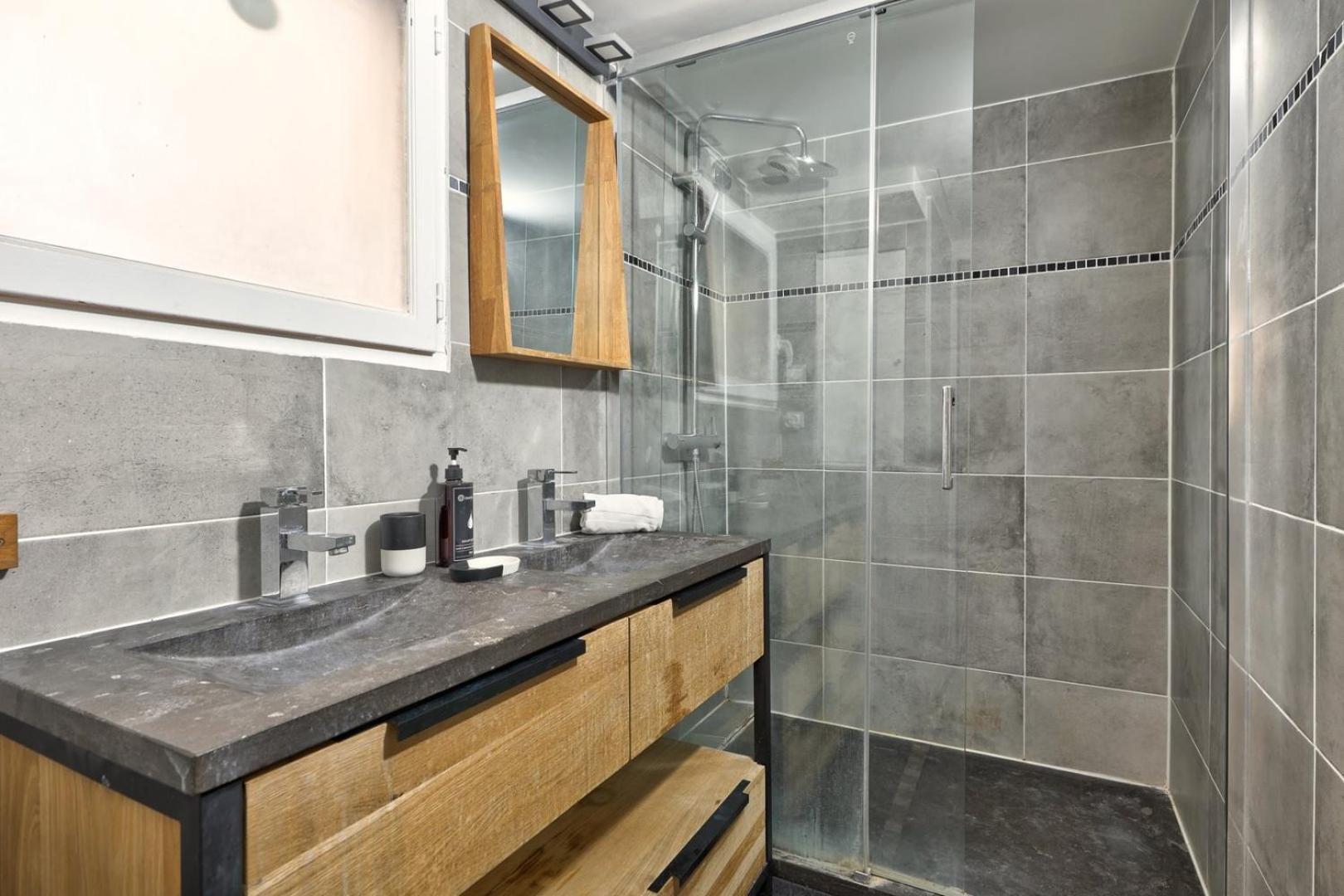 257 Pouchet - Superbe A Apartment Paris